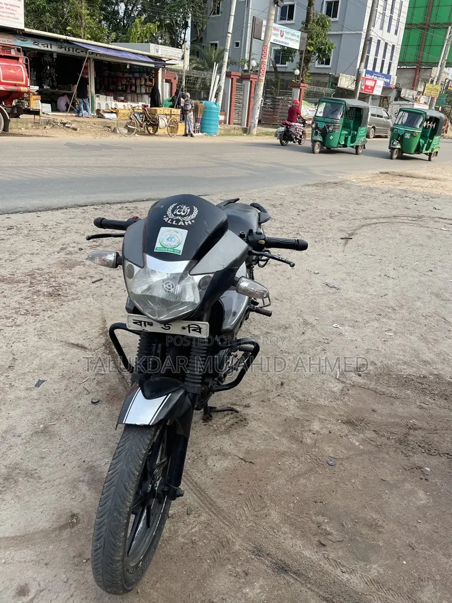 TVS Apache RTR . 2011