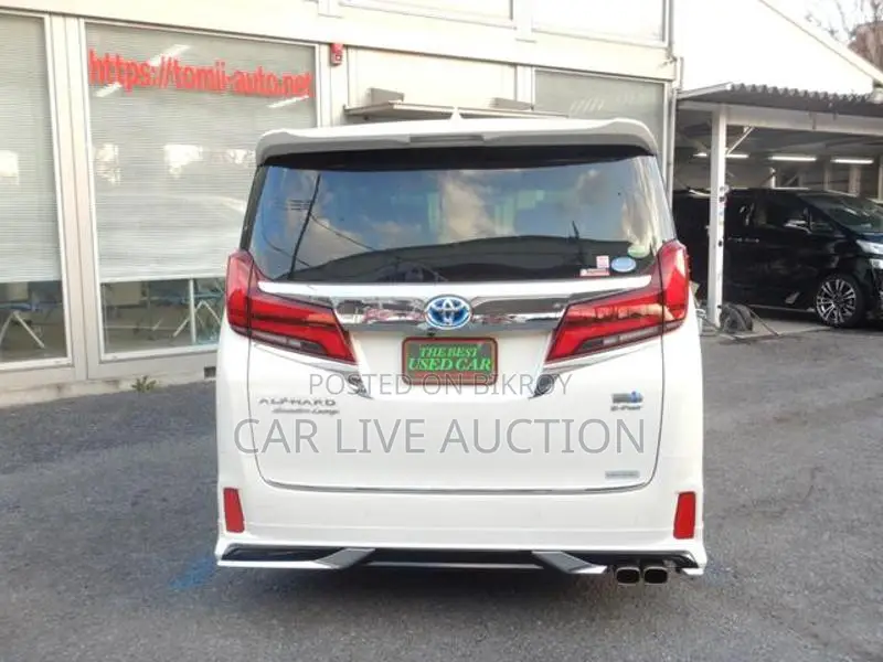 Toyota Alphard HYBRID 2021