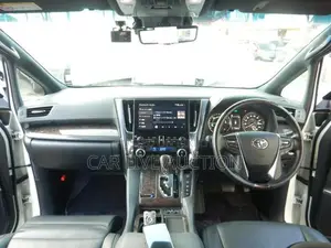 Toyota Alphard HYBRID 2021