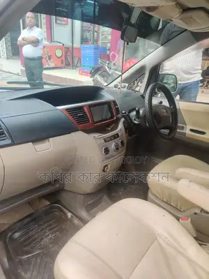 Toyota Noah sun roof 2004