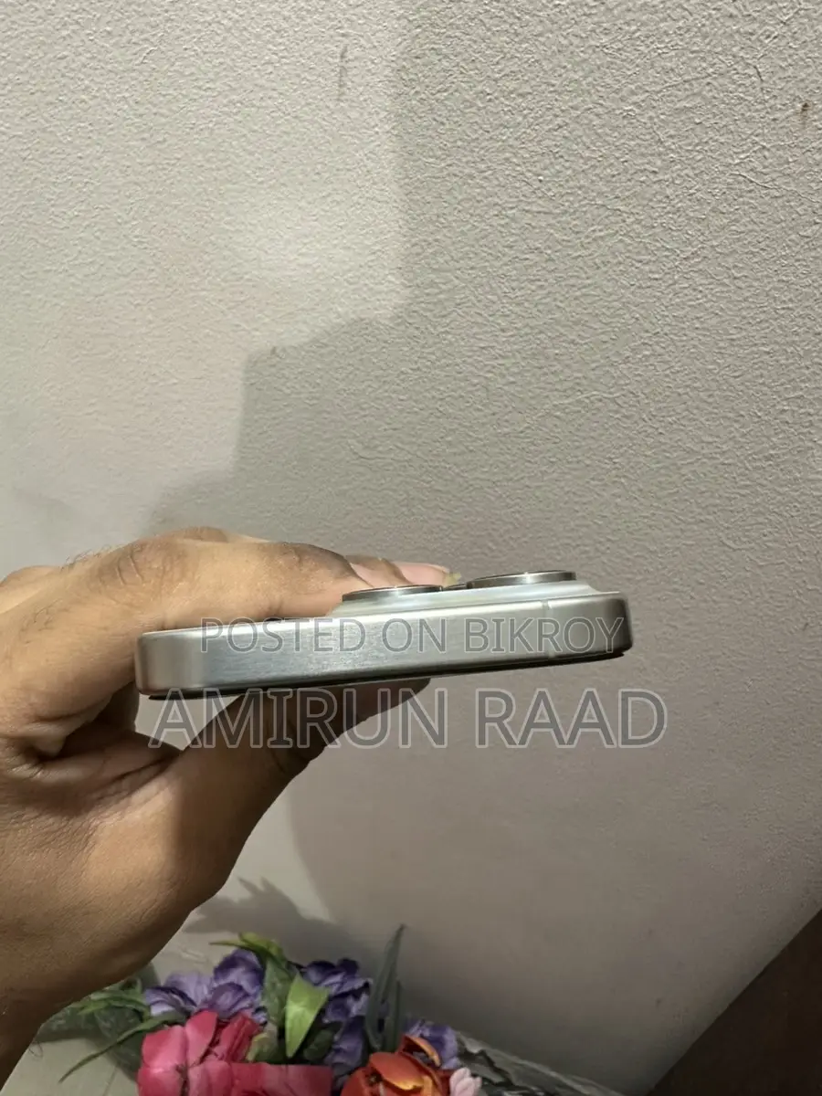 Apple iPhone 15 Pro (Used)
