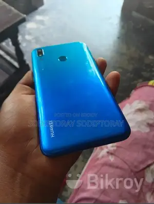 Huawei Y6 . 3.32GB SL (Used)