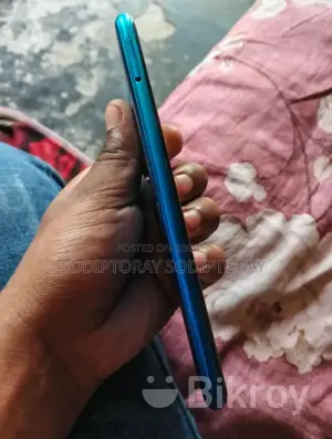 Huawei Y6 . 3.32GB SL (Used)