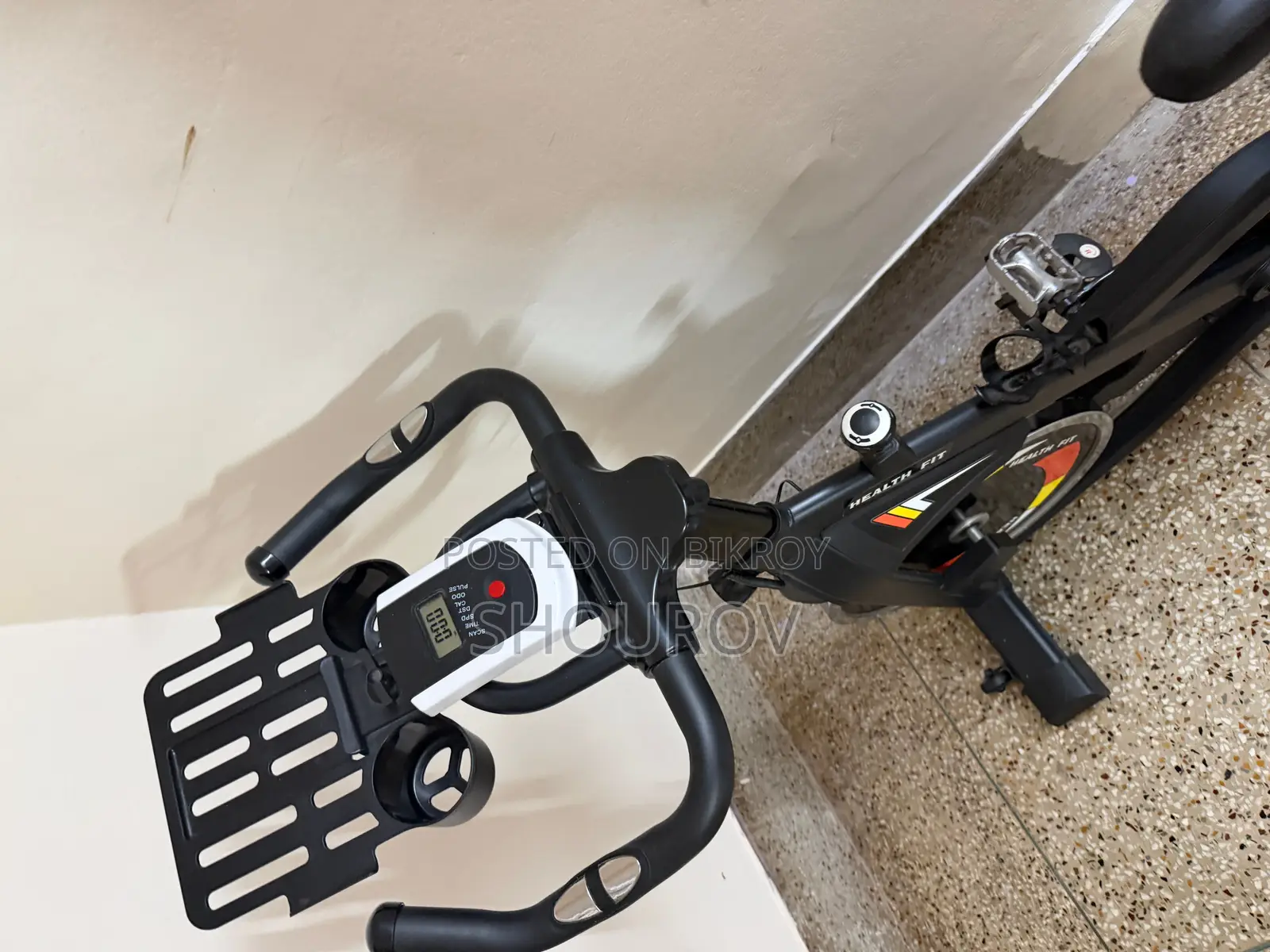 Exercise spinning bike cycle