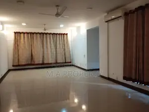 গুলশান নর্থ-এ ভালো মানের সেমি-ফার্নিশড ফ্ল্যাট ভাড়া