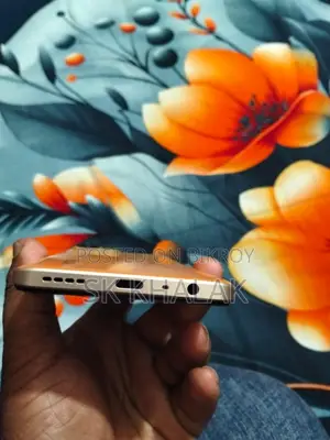 Realme 9 (Used)