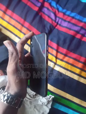 Apple iPhone XS (Used)