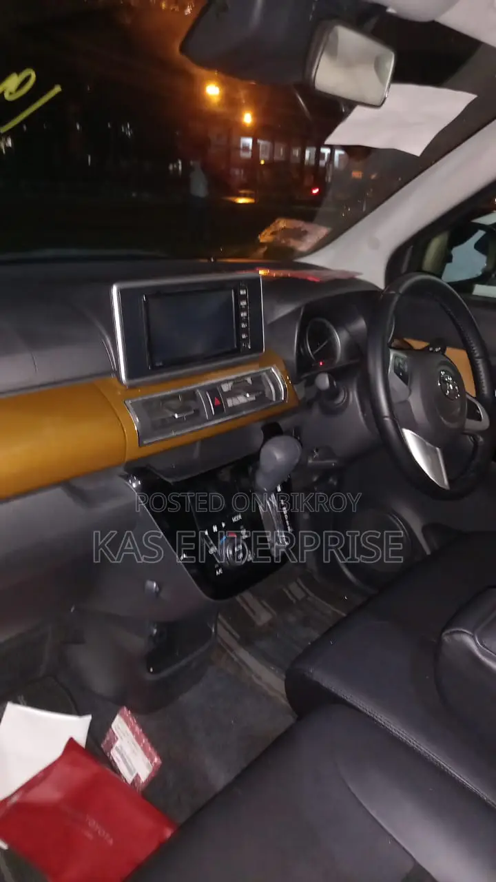 Toyota PIXIS JOY S PRIME 2020