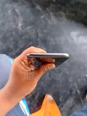 Apple iPhone 8 (No repairs done) (Used)