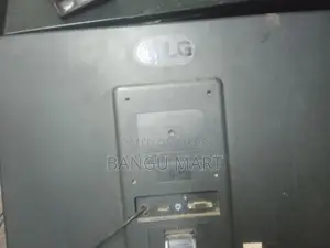 HP 22" monitor (Panel damaged, circuit working)