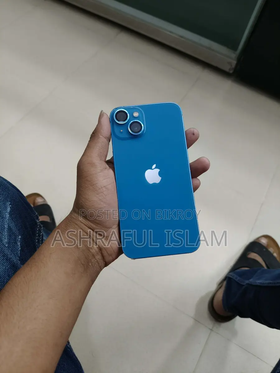 Apple iPhone 13 (Used)