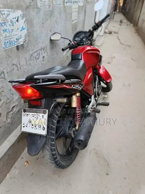 Runner Turbo 125 2017 Red