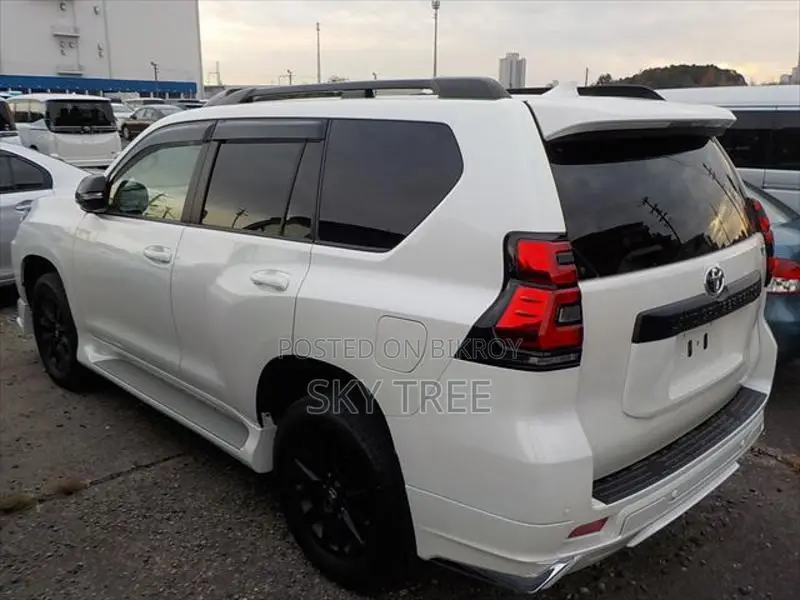 Toyota Land Cruiser TX-L 2019