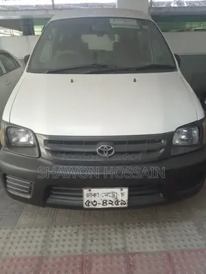 Toyota Noah KR42 2004