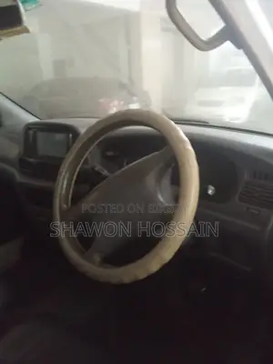 Toyota Noah KR42 2004