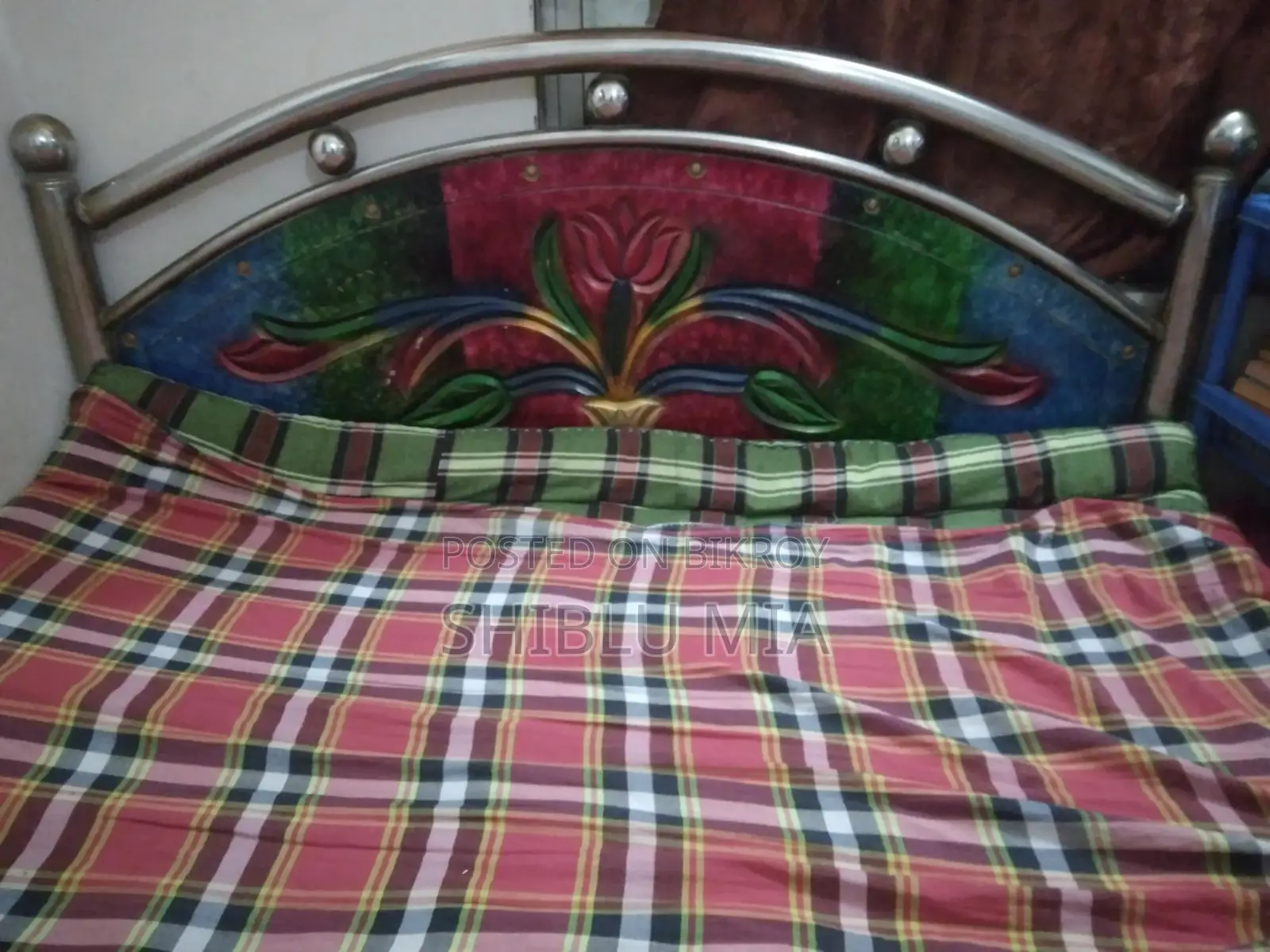 ষ্টিলের খাট