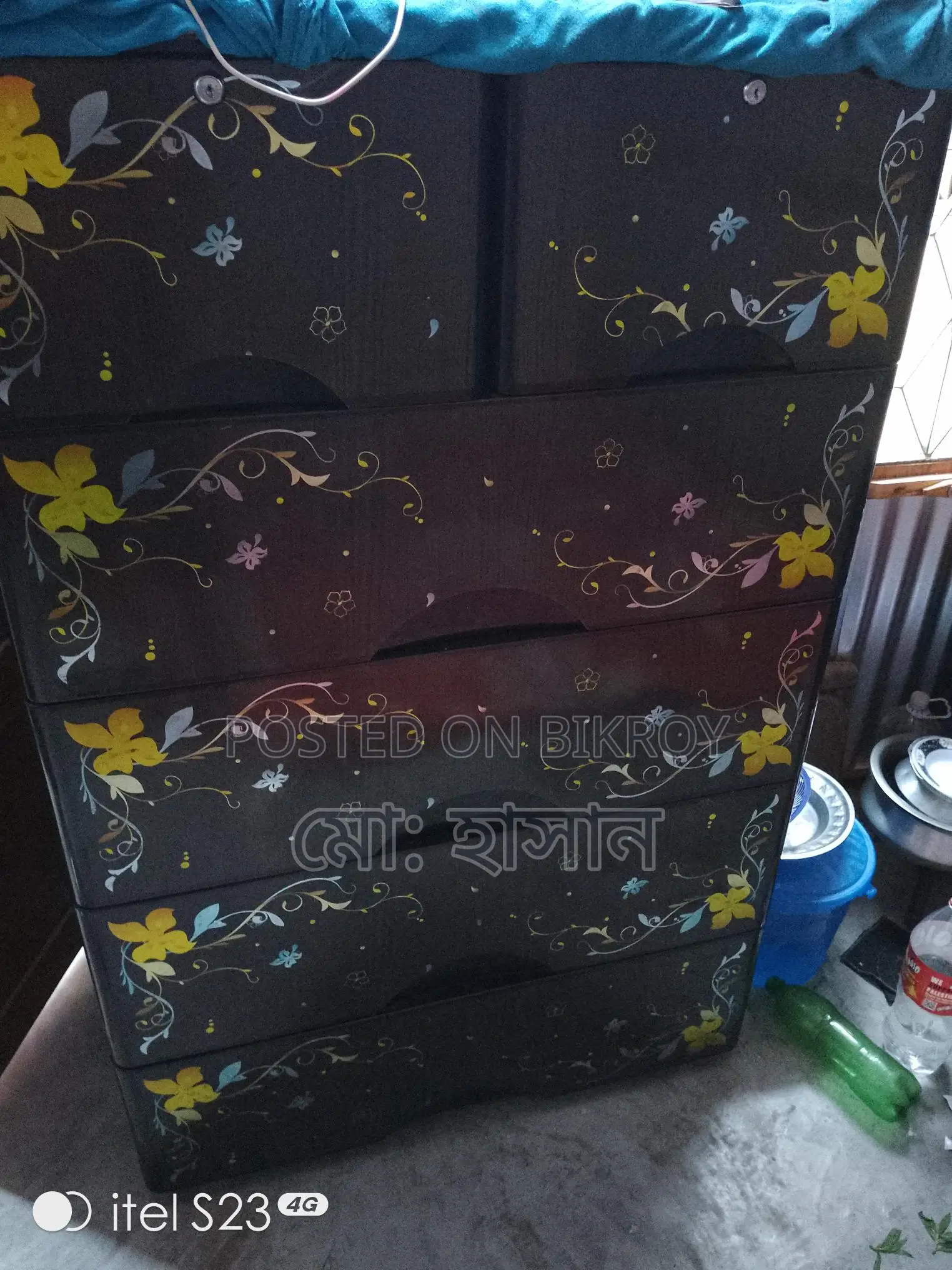 Wardrobe Sell