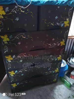 Wardrobe Sell