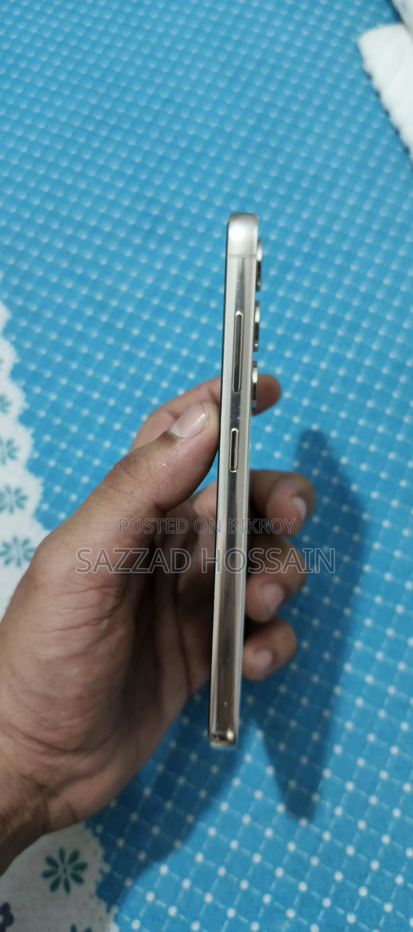 Samsung Galaxy S23 (Used)