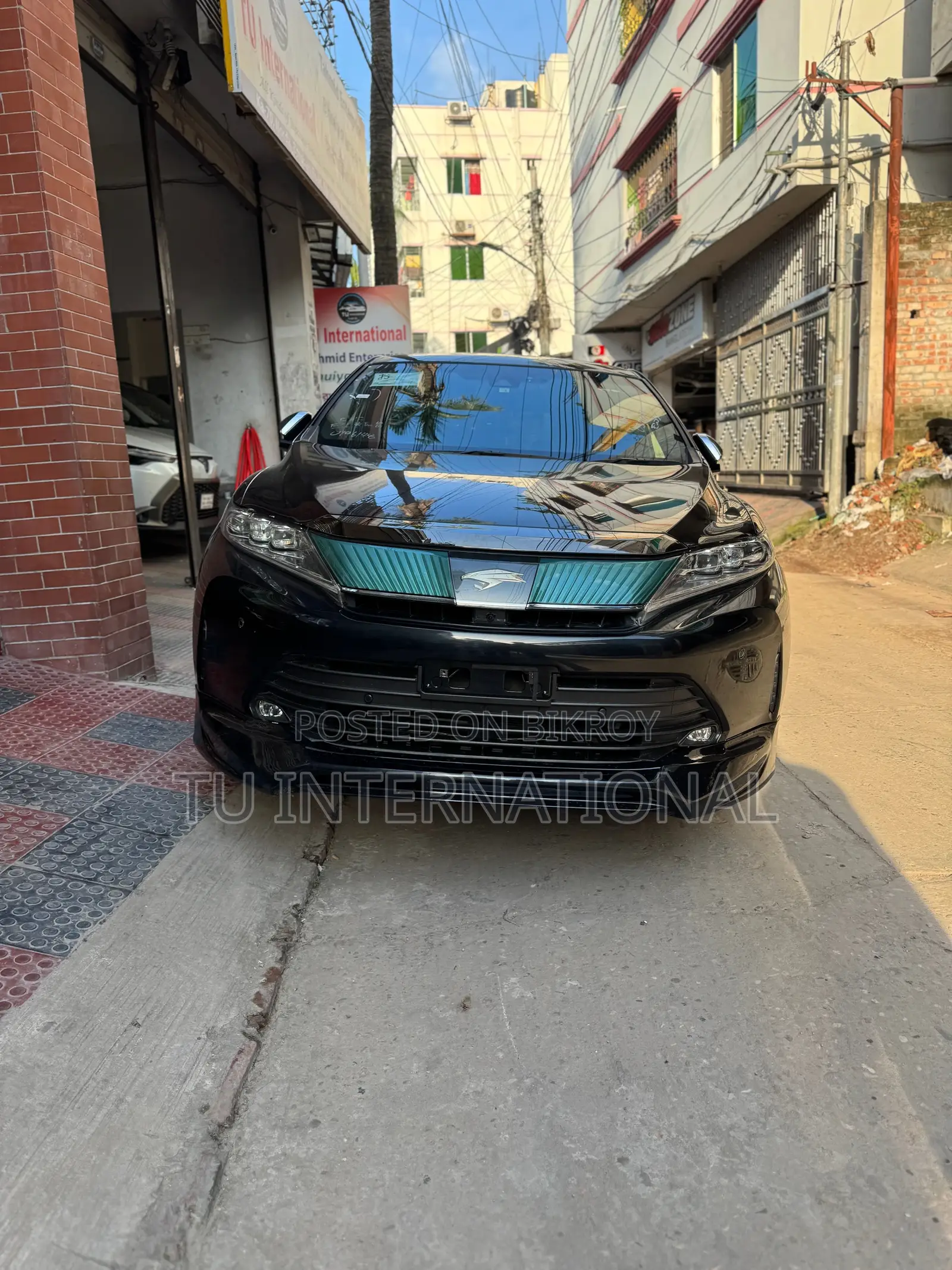 Toyota Harrier non hybrid premium 2020