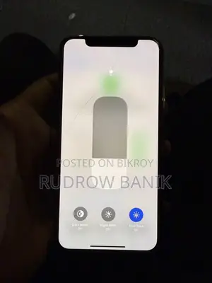 Apple iPhone XS . (Used)
