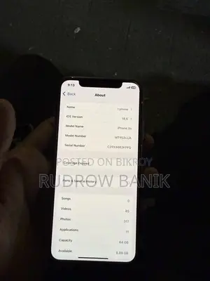 Apple iPhone XS . (Used)