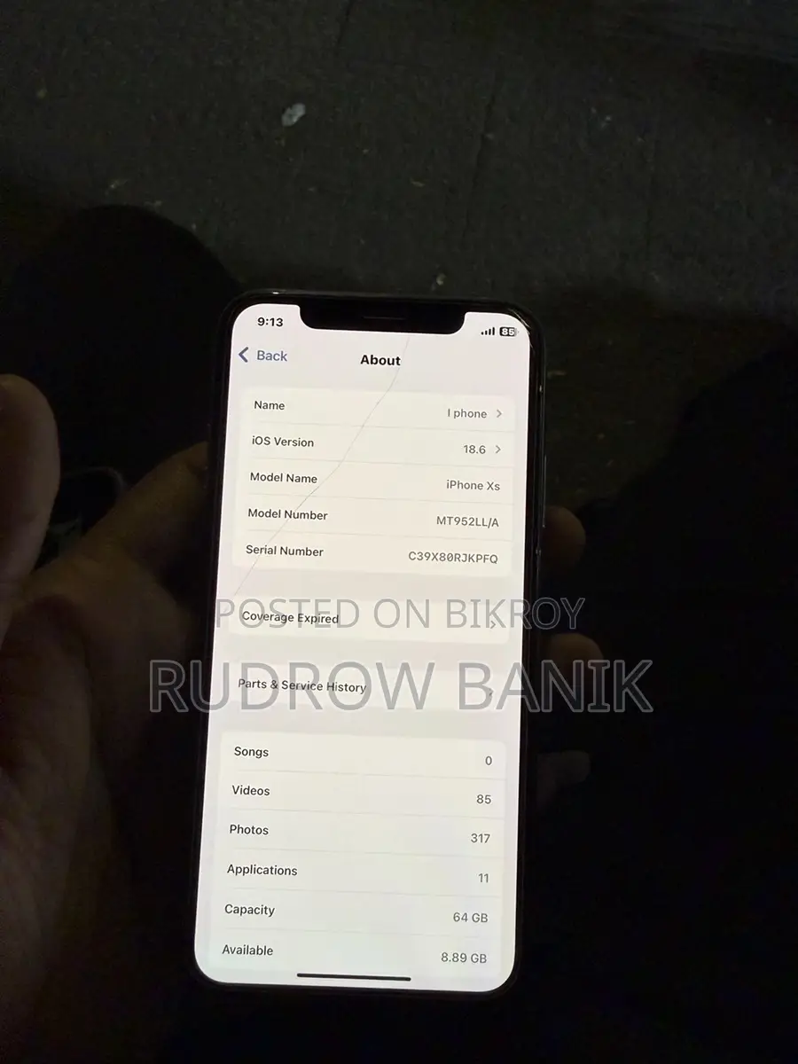 Apple iPhone XS . (Used)