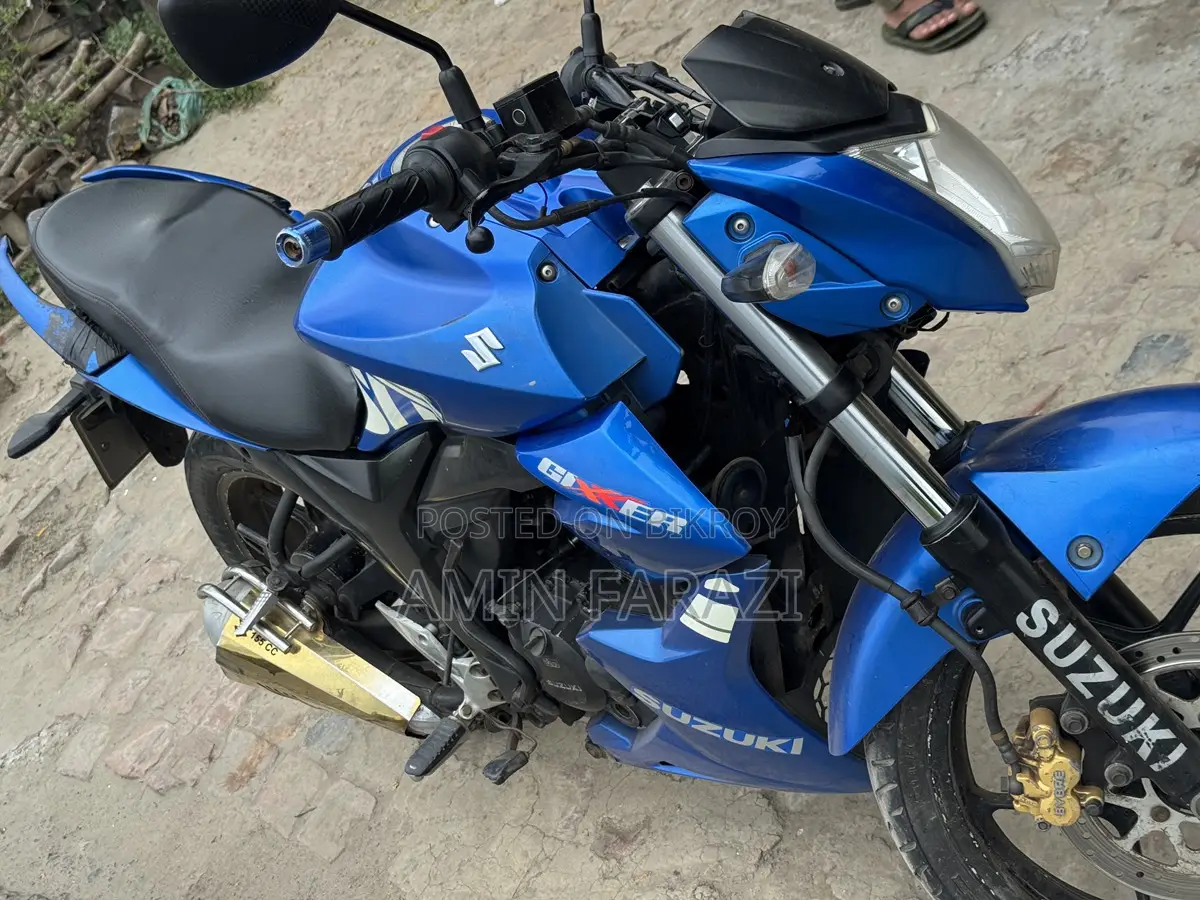 Suzuki Gixxer Monotone 2016
