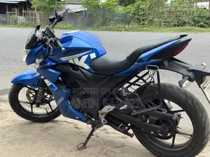 Suzuki Gixxer Monotone 2016
