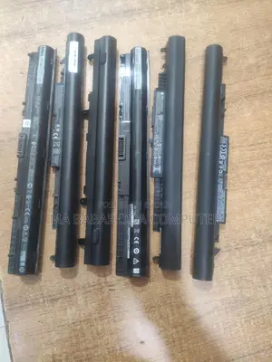 Original faulty laptop battery 4-cell full fresh