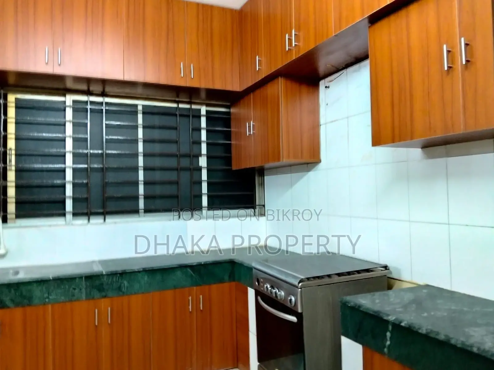4 Bedroom Wonderful Flat Rent at Gulshan 2 North