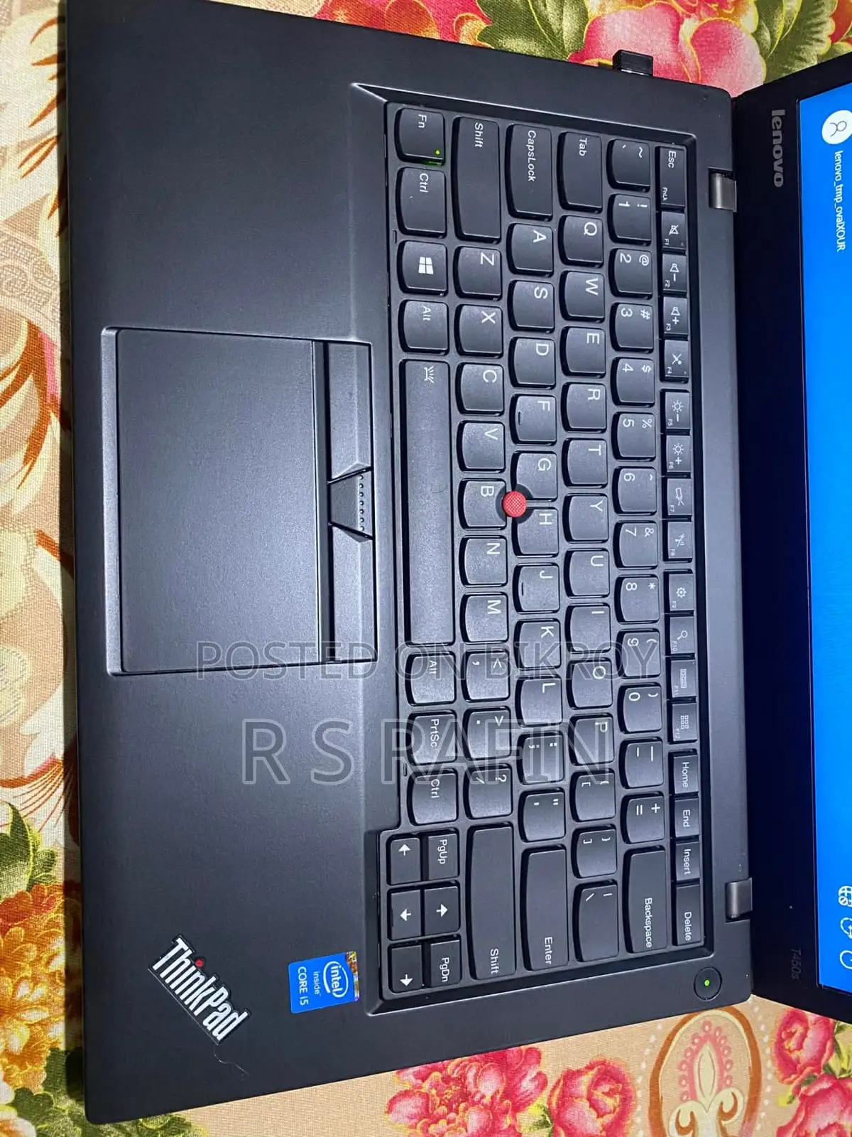 RAM : 8GB SSD : 256GB
