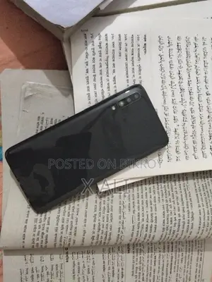 Samsung Galaxy A70 (Used)