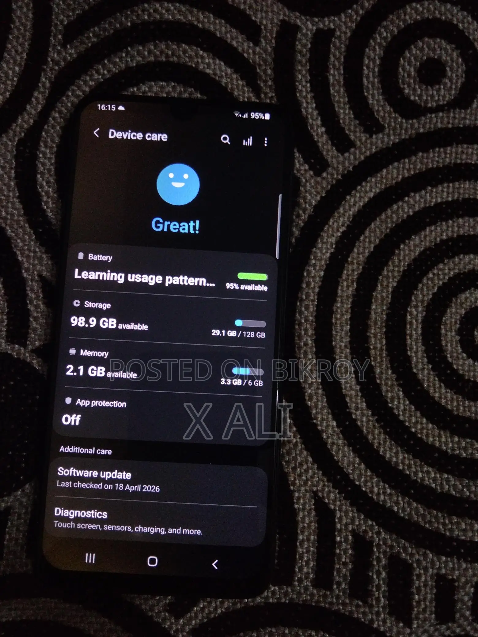 Samsung Galaxy A70 (Used)