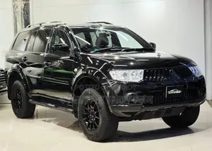 Mitsubishi Pajero sport 2012