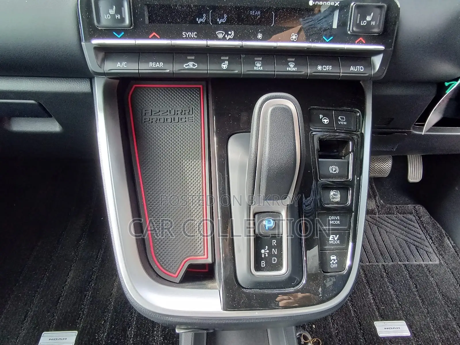 Toyota Noah S-Z, RED, G:- 5 2023