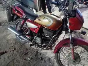 Hero Splendor . 2016