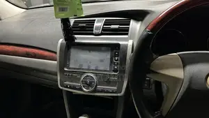 Toyota Premio F 2010