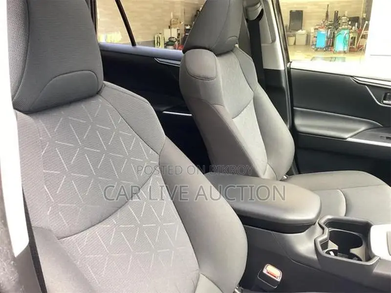 Toyota RAV4 hybrid 2021