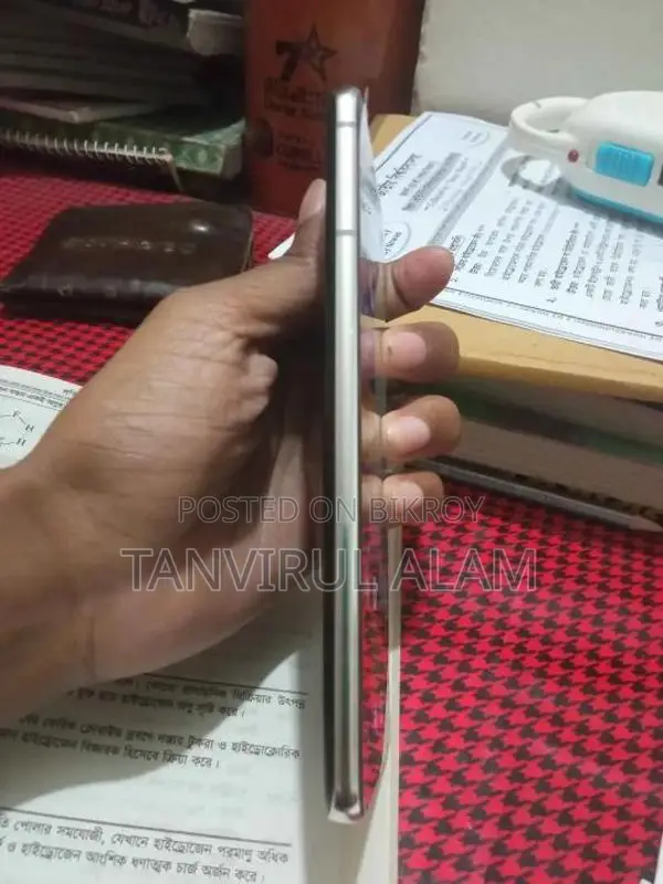 স্যামসাং গ্যালাক্সি এস২১ প্লাস (ব্যবহৃত)