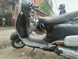 Vespa LX 125 2018
