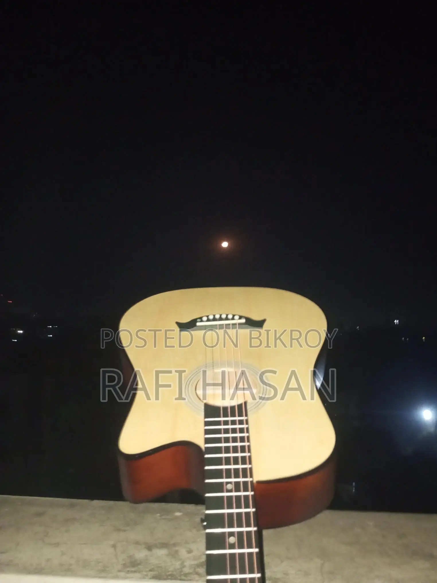 GUITAR FOR SALE