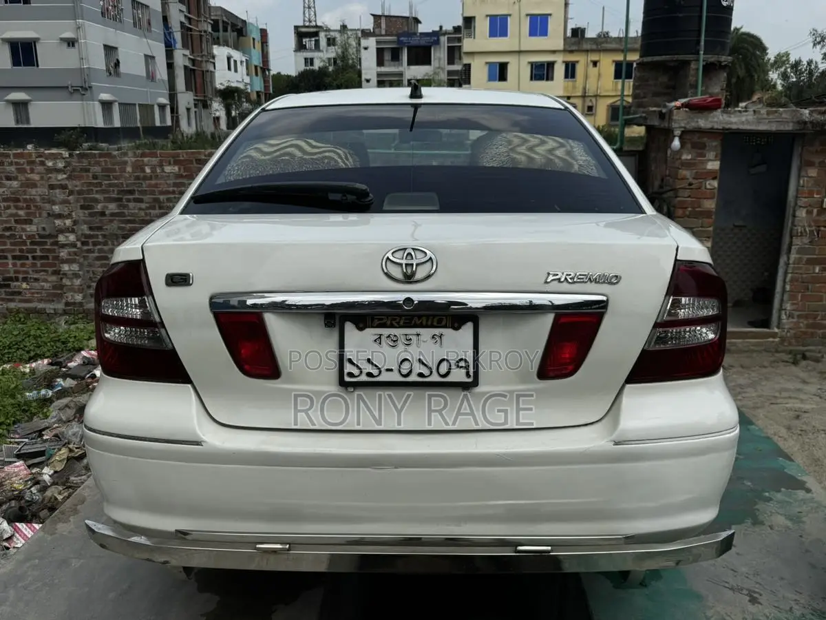 Toyota Premio 2005