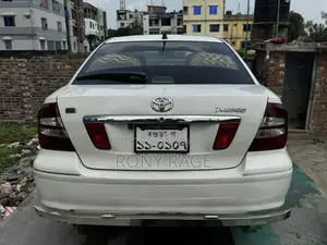 Toyota Premio 2005