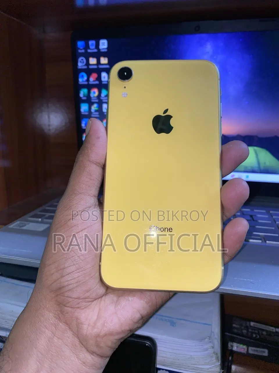 Apple iPhone XR (Used)
