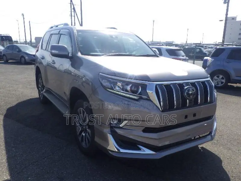 Toyota Prado TX-L, GRADE: 4.5 2022