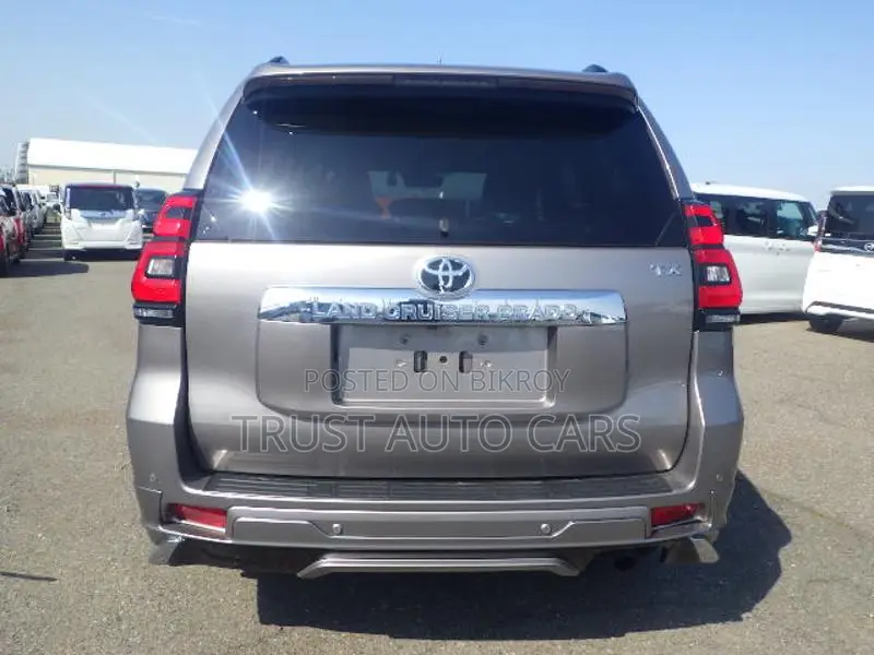 Toyota Prado TX-L, GRADE: 4.5 2022