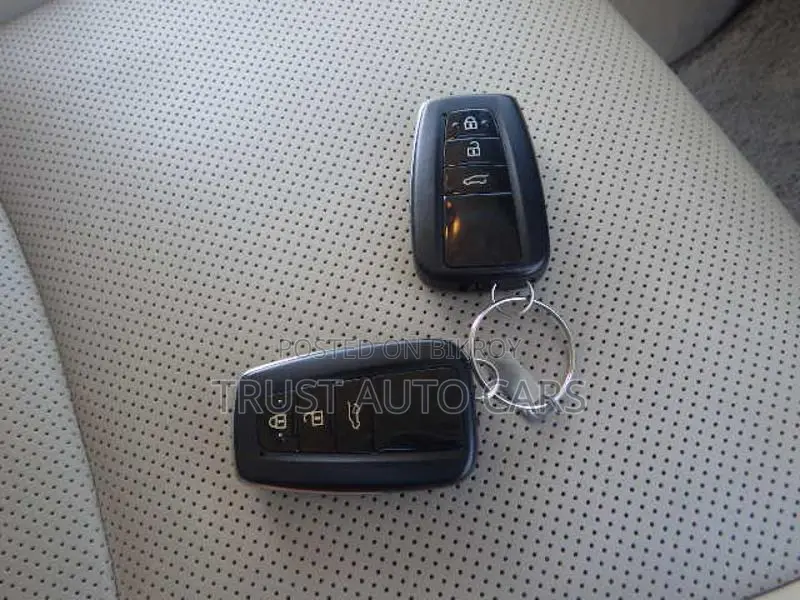 Toyota Prado TX-L, GRADE: 4.5 2022