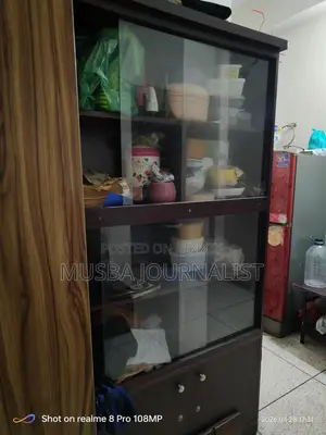 পারটেক্স শোকেস বিক্রির জন্য