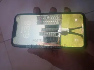 Apple iPhone 11 good (Used)